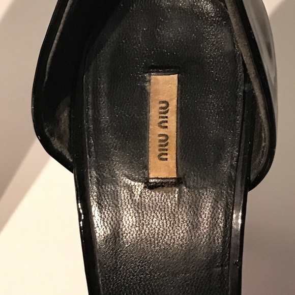 Miu Miu gorgeous black high heels for every occasion - Picture 10 of 11
